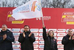 Türkiye, Avrupa Kros Şampiyonası için bayrağı teslim aldı