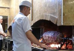 Erzurum'un vazgeçilmez yemeği cağ kebabı, 'dünya lezzetleri' listesinde ilk 20'de