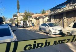 Elinde bomba olduğunu söyleyerek kuyumcuyu soymaya kalktı, ateş edilince kaçtı