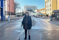 Doktora öğrencisi depremzede Aylin, protezi ile üniversiteye döndü