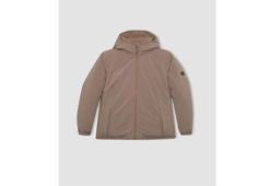 DeFacto ‘ısıtıcılı mont’ serisini tanıttı