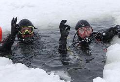 Palandöken'in 2 bin 500 rakımında 'buz dalışı'
