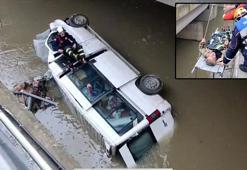 Karabük'te çaya devrilen minibüsün sürücüsünü itfaiye kurtardı