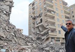 Güçlendirilecek 7 katlı binanın 5 katı, yandaki bina yıkılırken hasar gördü