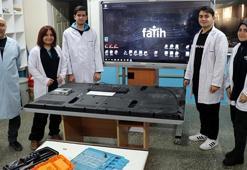 Akıllı tahtaların bakım ve onarımı liselilerden