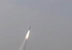 Pakistan, Fatah-2 roketatar sistemini test etti