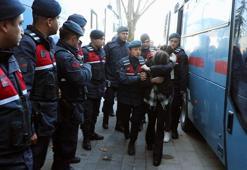 2 kız çocuğuna cinsel istismar ve fuhuştan yargılanan 23 sanığa 327 yıl ceza ve tahliye