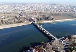 'Tarihi Meriç Köprüsü'nün bilinmeyen mimarı Hacegandan Edhem Efendi'