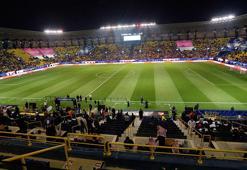 Futbolseverler stadı terk etmeye başladı