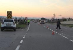 Samsun'da hafif ticari araçla çarpışan motosikletli öldü