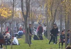 Yılın ilk gününde park ve sahiller doldu taştı