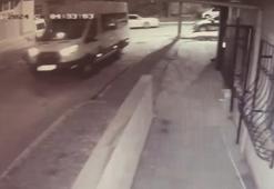 Kadıköy'de öğrenci servisi kaçırıldı
