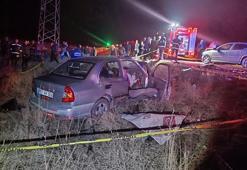 Niğde'de 2 otomobil kafa kafaya çarpıştı; karı- koca öldü, 3 yaralı