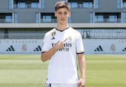 Arda Güler, Real Madrid formasıyla ilk maçına çıktı