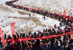 Sarıkamış şehitleri, 109'uncu yılda binlerce kişinin katıldığı yürüyüşle anıldı