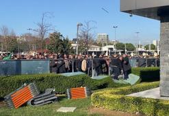UKOME toplantısı sırasında '8+1' taksicilerden taş ve sopalı protesto