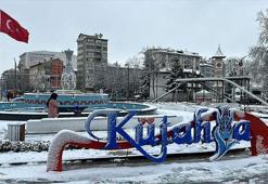 Kütahya'da kar yağışı