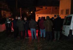 Heyelan nedeniyle 5 katlı apartman boşaltıldı