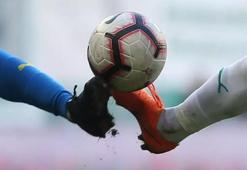 Süper Lig'de yabancı sayısı 12'ye düşürülüyor, ilk 11'deki yabancı sınırı ise kalkıyor