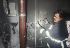 Mardin'de tek katlı müstakil ev, çıkan yangında kullanılmaz hale geldi