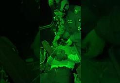 Yaralanan dağcı, helikopterle kurtarıldı