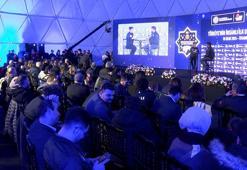 Gezeravcı'nın uzay yolculuğu Taksim'den takip edildi