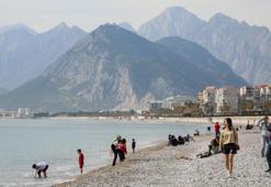 Ortalama sıcaklığın 11 derece üzerine çıkan Antalya, ülkenin en sıcak yeri oldu