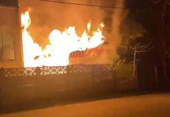 Prefabrik evde çıkan yangında öldü