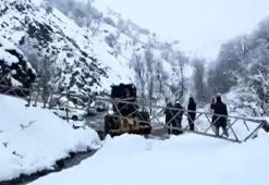 Batman'da kardan 35 köy yolu ulaşıma kapandı