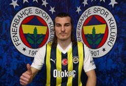 Fenerbahçe'de Çağlar Söyüncü imzayı attı