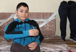 DHA gündeme getirmişti; Nakşin protez kol ve bacağa kavuştu