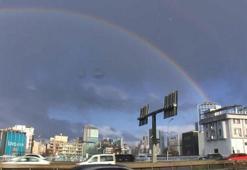 Kadıköy'de yağmur sonrası gökkuşağı