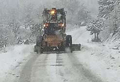 Çanakkale'nin yüksek kesimlerinde kar yağışı