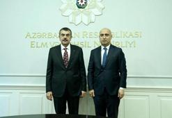 Bakan Tekin, Azerbaycanlı mevkidaşı Amrullayev ile görüştü