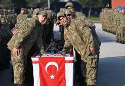 Manisa'da 3 bin 660 erbaş ve er yemin edip komando beresini taktı