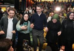 Murat Kurum Ümraniye'de gençlerle bir araya geldi