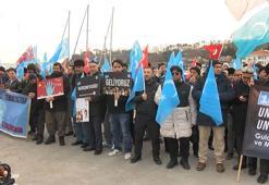 Uygur Türkleri Gulca Katliamı yıl dönümünde Çin'i protesto etti