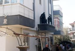 Güneş enerjisi sistemini tamir ederken çatıdan düşüp, ağır yaralandı