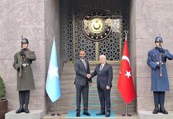 Bakan Güler, Somali Savunma Bakanı Muhammed Nur ile görüştü