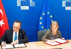 1 milyar avroluk deprem desteğinin 400 milyonu için imzalar atıldı