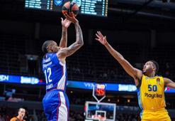Anadolu Efes - Maccabi Playtika Tel Aviv: 105-91