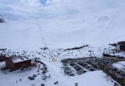 Hakkari'de 2 bin 800 rakımda Kar Festivali