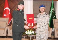 Genelkurmay Başkanı Gürak, Suudi Arabistan Genelkurmay Başkanı Al-Ruwaılı ile görüştü