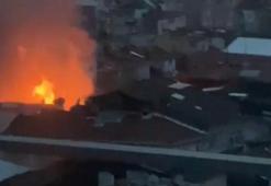 Ortaköy'de ahşap binada yangın