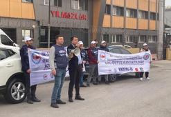 Sendikalaşma faaliyeti nedeniyle işten çıkarılan arkadaşları için eylem yaptılar