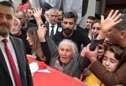 Adana Büyükşehir Belediye Başkanı Karalar'ın özel kalem müdür vekili için tören düzenlendi