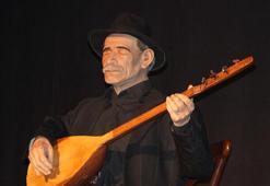 Aşık Veysel'in insansı robotu, öğrencilere konser verdi