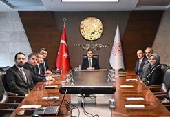 Alper Gezeravcı, TUA'nın yönetim kurulu toplantısına katıldı