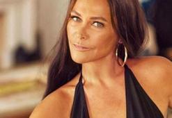 Hülya Avşar'ın icra tebligatına kendi imzasını atan kuryeye 1 yıl 8 ay hapis cezası