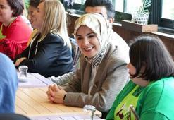 Bakan Göktaş Bayrampaşa’da down sendromlu çocuklar ile bir araya geldi